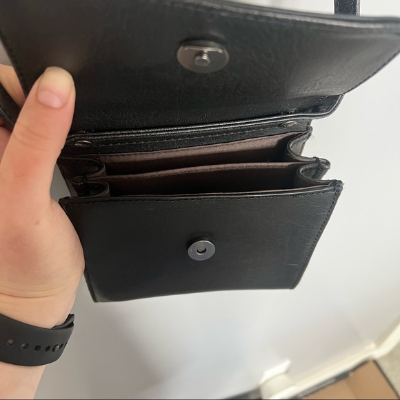 Matt and Nat Crossbody Purse - Picture 5 of 11